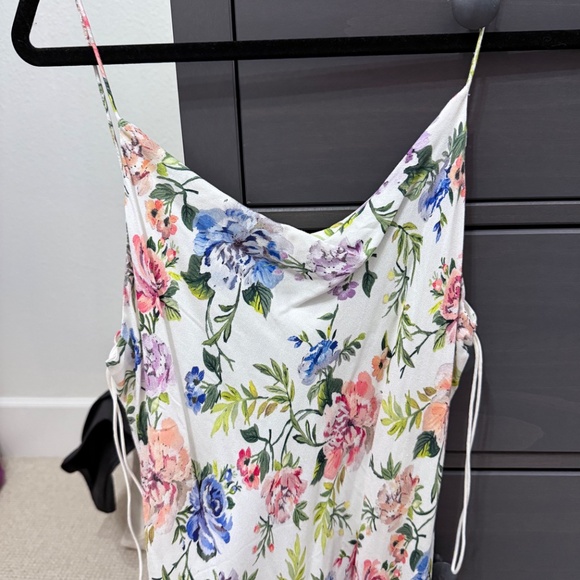 NWT Alice + Olivia Harmony Slip Floral midi dress in Gardenia - size 6 - Picture 2 of 10